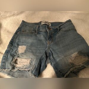 Kids A&F shorts